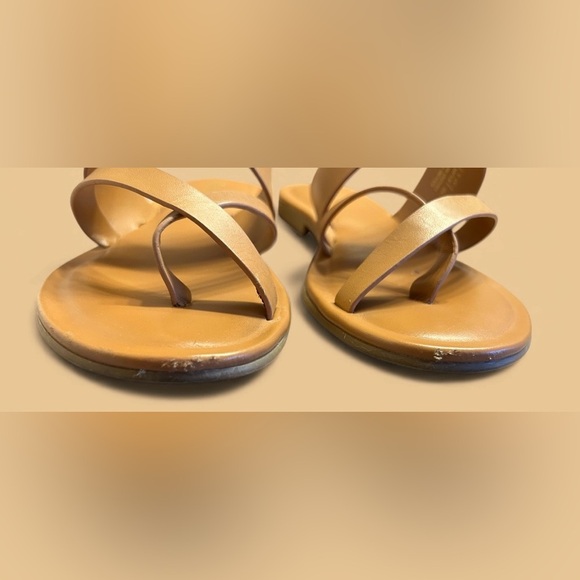ALDO Tan Toe Loop Minimalist Slide Sandals Women’s Size 7 - Picture 4 of 7